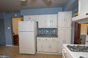 240 Clearfield Cir, Warminster, PA 18974 - Photo 12