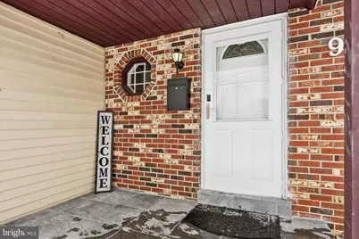 914 Avenue D, Langhorne, PA 19047 - Photo 2