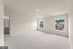 40 N 8th St, Perkasie, PA 18944 - Photo 10