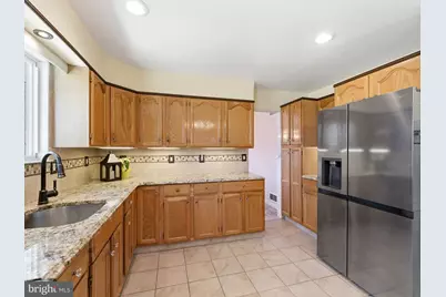 77 Gaping Rock Road, Levittown, PA 19057 - Photo 10