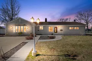 77 Gaping Rock Rd, Levittown, PA 19057 - Photo 2