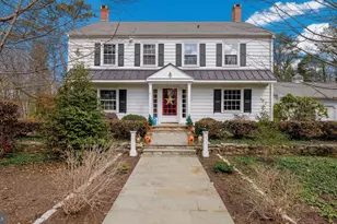 563 Pebble Hill Rd, Doylestown, PA 18901 - Photo 2