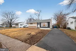 904 Arthur Ave, Bristol, PA 19007 - Photo 2