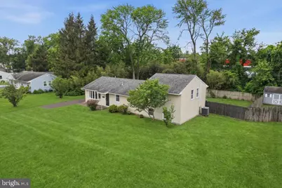 39 Heights Lane, Feasterville-Trevose, PA 19053 - Photo 4