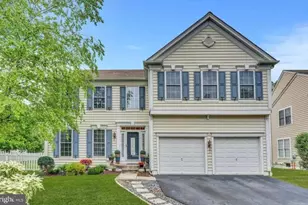 358 E Armstrong Dr, Fountainville, PA 18923 - Photo 1