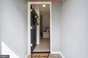 25 Ruby Ln, Levittown, PA 19055 - Photo 2