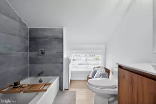 25 Ruby Ln, Levittown, PA 19055 - Photo 24