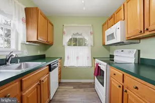 [Address not provided], Fairless Hills, PA 19030 - Photo 12
