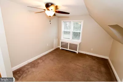 319 West Circle #B, Bristol, PA 19007 - Photo 12