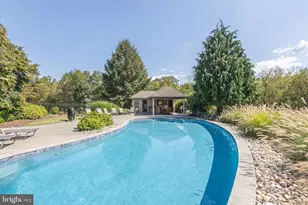 1710 Scott Dr, Newtown, PA 18940 - Photo 94