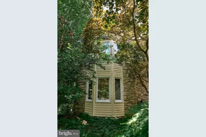 905 Pebble Lane, Southampton, PA 18966 - Photo 2