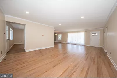 1539 W Bensalem Avenue, Bensalem, PA 19020 - Photo 10