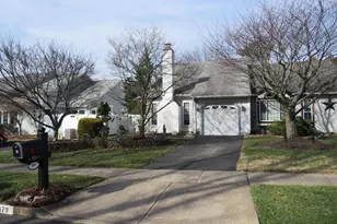 179 Raintree Ct, Langhorne, PA 19047 - Photo 2