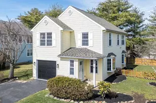 272 Stanford Pl, Newtown, PA 18940 - Photo 1