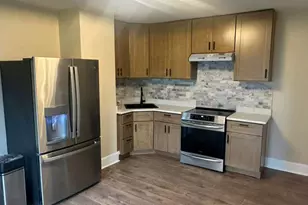 117 Park Ave, Morrisville, PA 19067 - Photo 2