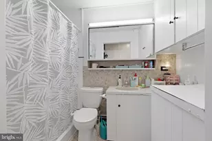 79 Autumn Ln, Levittown, PA 19055 - Photo 16