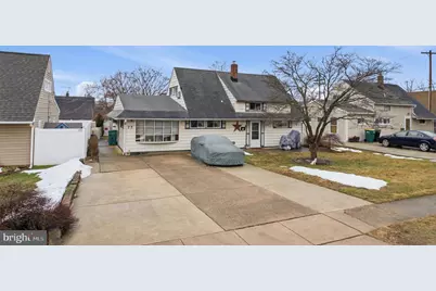 79 Autumn Lane, Levittown, PA 19055 - Photo 2