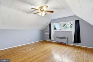 79 Autumn Ln, Levittown, PA 19055 - Photo 18