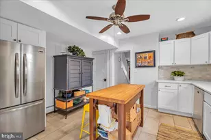 35 E Hendrickson Ave, Morrisville, PA 19067 - Photo 8