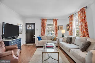 35 E Hendrickson Ave, Morrisville, PA 19067 - Photo 4