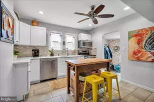 35 E Hendrickson Ave, Morrisville, PA 19067 - Photo 10