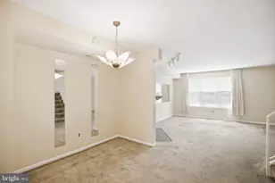 1009 Burnley Ct, Bensalem, PA 19020 - Photo 6