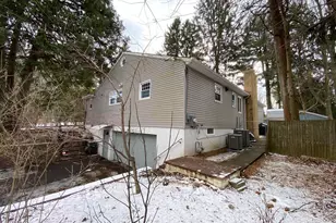 123 E Bristol Rd, Feasterville-Trevose, PA 19053 - Photo 6