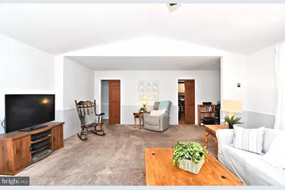 25 S Lancaster Lane, Newtown, PA 18940 - Photo 10