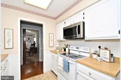25 S Lancaster Lane, Newtown, PA 18940 - Photo 14