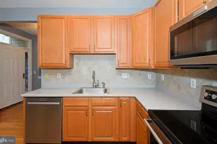 215 Dorchester Dr, Sellersville, PA 18960 - Photo 12