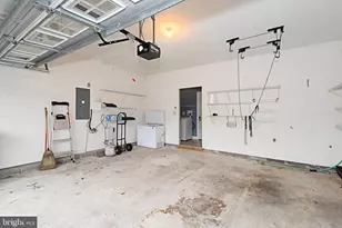 215 Dorchester Dr, Sellersville, PA 18960 - Photo 56