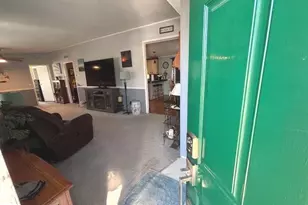 7513 Harper Dr, Morrisville, PA 19067 - Photo 2