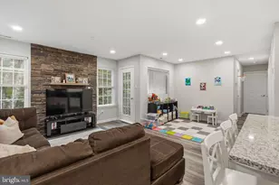 108 Diamond Dr, Newtown, PA 18940 - Photo 16