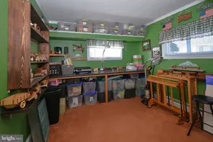 8 Summer Ln, Levittown, PA 19055 - Photo 28