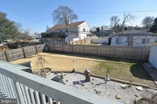 8 Summer Ln, Levittown, PA 19055 - Photo 34