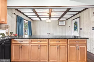 58 Nearwood Ln, Levittown, PA 19054 - Photo 4