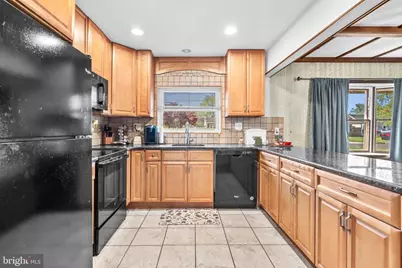 58 Nearwood Lane, Levittown, PA 19054 - Photo 6