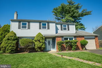 11 Maplewood Drive, Levittown, PA 19056 - Photo 2