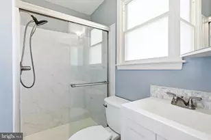 11 Maplewood Dr, Levittown, PA 19056 - Photo 26