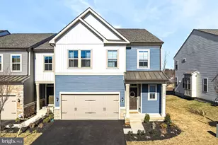 2016 Marquis Ln, Jamison, PA 18929 - Photo 2