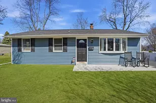 44 Heights Ln, Feasterville-Trevose, PA 19053 - Photo 2