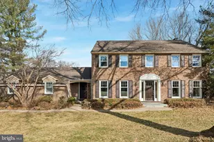 4 Windey Way Ln, Doylestown, PA 18901 - Photo 2