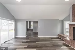 7105 N Radcliffe St, Bristol, PA 19007 - Photo 26