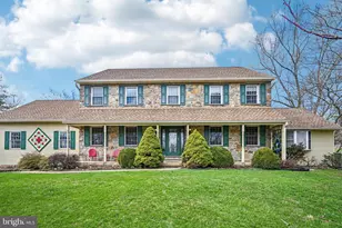 1324 Shadow Creek Ln, Warrington, PA 18976 - Photo 2