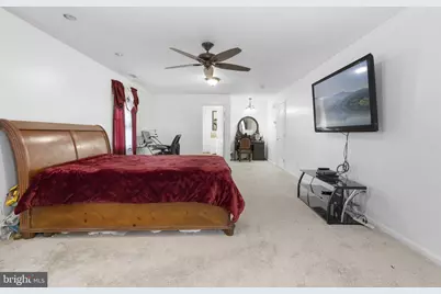 608 E Pine Street, Feasterville-Trevose, PA 19053 - Photo 32