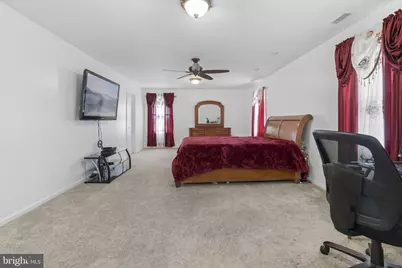 608 E Pine Street, Feasterville-Trevose, PA 19053 - Photo 30