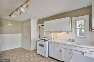 126 S 2nd St, Quakertown, PA 18951 - Photo 10