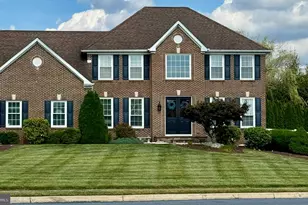 41 Shelbourne Rd, Richboro, PA 18954 - Photo 1