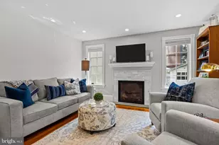 22 E Penn St, Newtown, PA 18940 - Photo 16