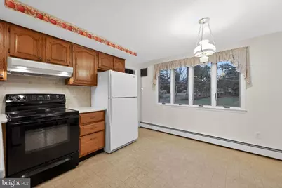 667 Lily Road, Warminster, PA 18974 - Photo 8